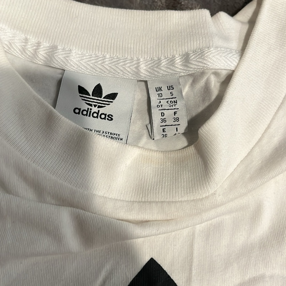 Adidas tank - Picture 3 of 7
